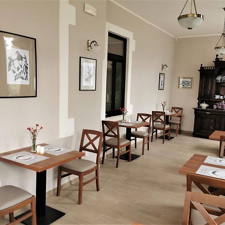 Sneznik Hotel Svycarsky Dum מראה חיצוני תמונה