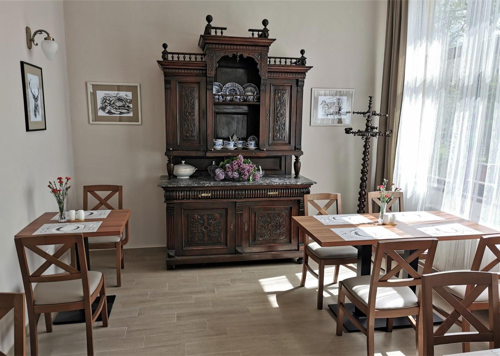 Sneznik Hotel Svycarsky Dum מראה חיצוני תמונה